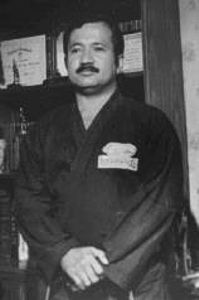 Grandmaster Louis Lagarejos